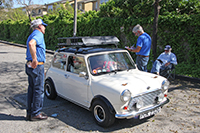 white Mini at Finish